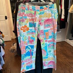 Lilly Pulitzer Hawaii pattern pants size 10 - gently used.